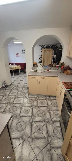 Casă cu 3 camere nedecomandat cu Teren 1753 Mp în Prejmer