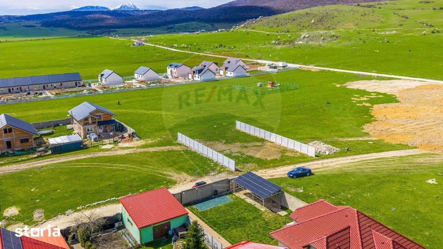 Teren de 500 mp, în Astra