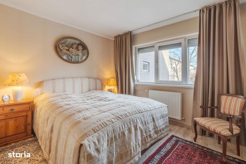 Apartament cu 3 camere în Iosia