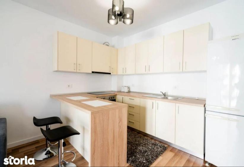 Apartament cu 2 camere decomandat în Aeroport