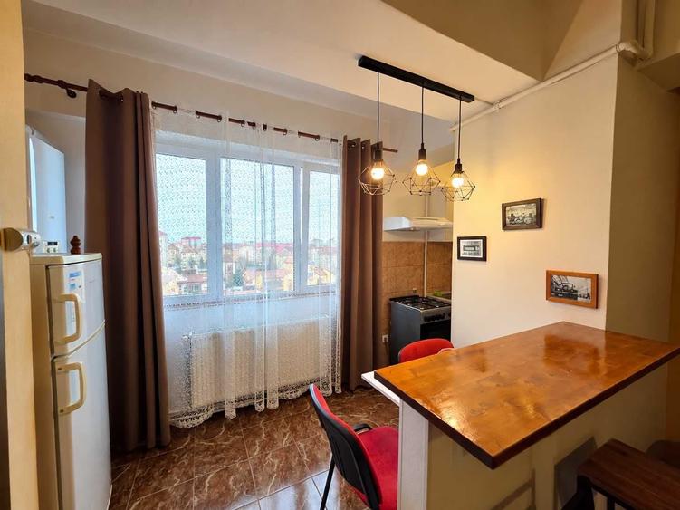 Apartament cu 2 camere semidecomandat în Mihai Viteazul