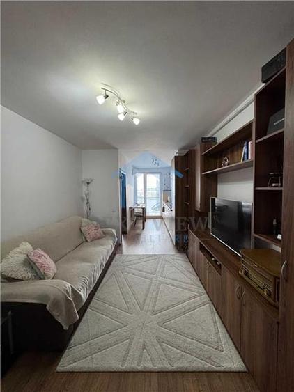 Apartament cu 2 camere decomandat, mobilat în Iris