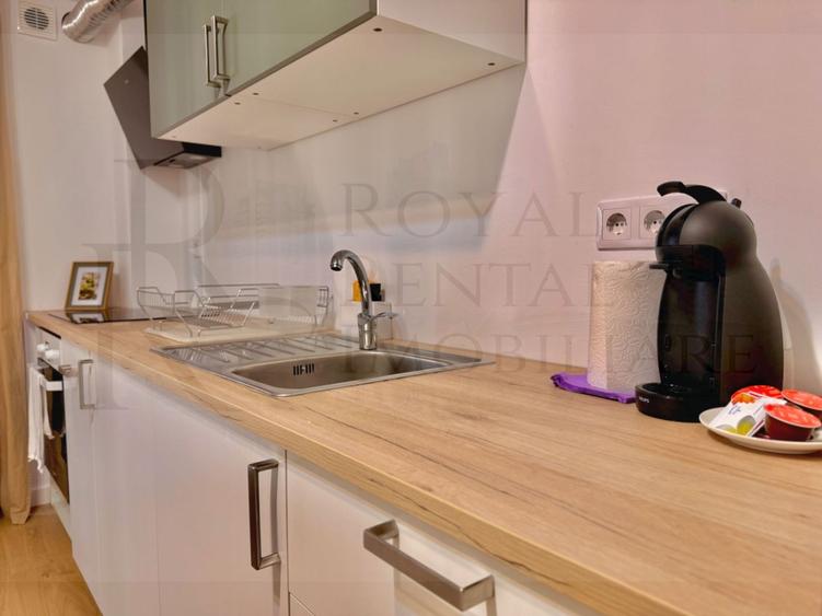 Apartament cu 2 camere semidecomandat, mobilat în Bulgaria
