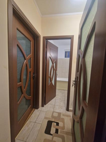 Apartament cu 2 camere semidecomandat în Tomis I