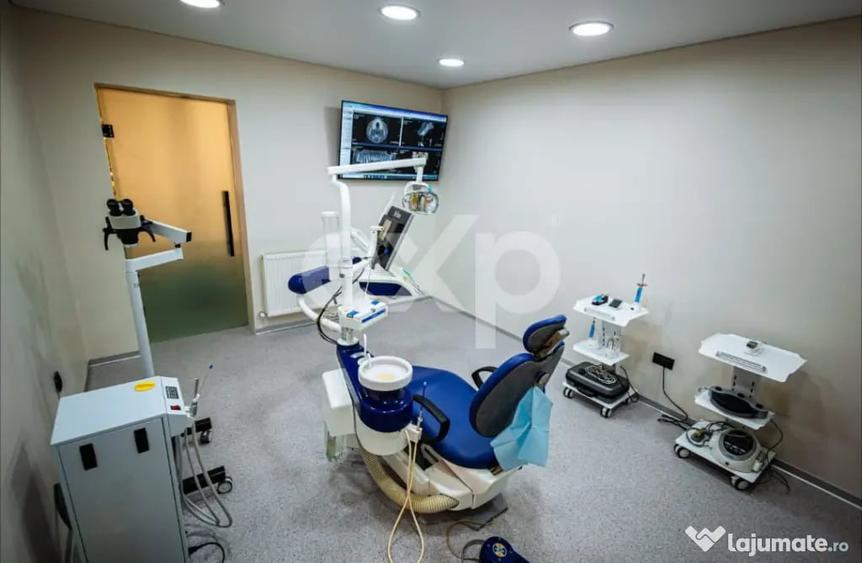 Spațiu comercial, de 75 mp, în Central