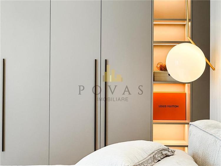 Apartament cu 6 camere decomandat, mobilat în Iancu Nicolae