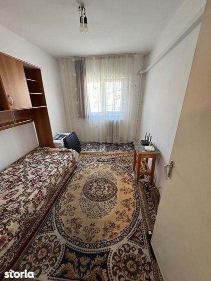 Apartament cu 3 camere decomandat în Tătărași