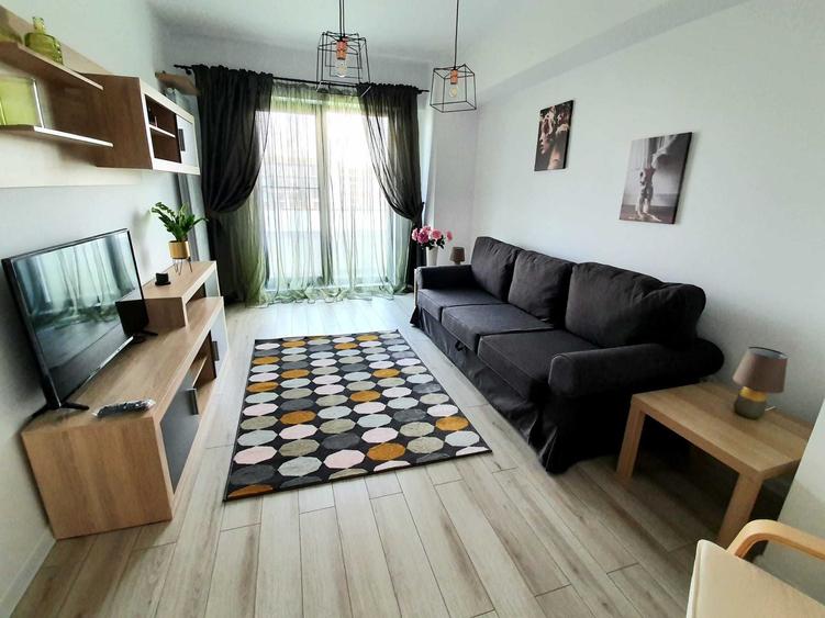Apartament cu 2 camere decomandat în Politehnica
