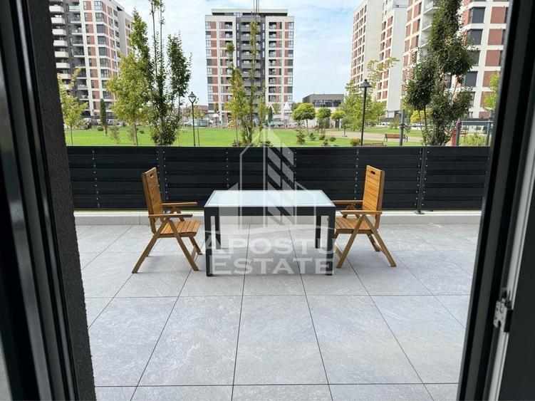 Apartament cu 2 camere semidecomandat, mobilat în UTA