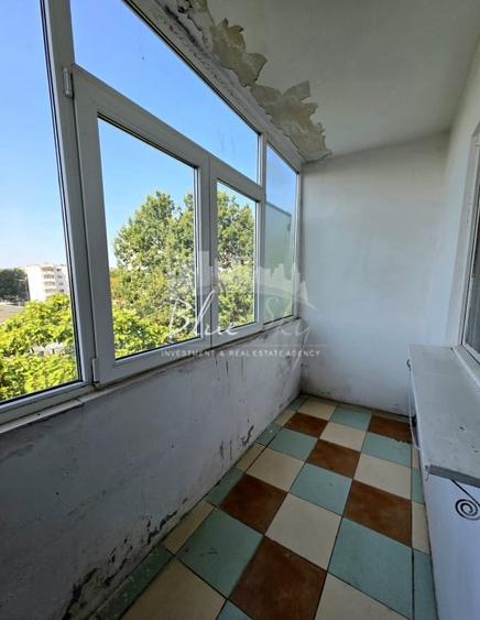 Apartament cu 3 camere decomandat în Faleza Nord