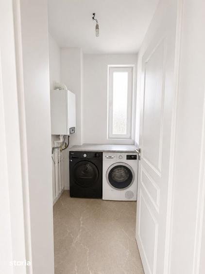 Casă cu 4 camere cu Teren 450 Mp în Rovine