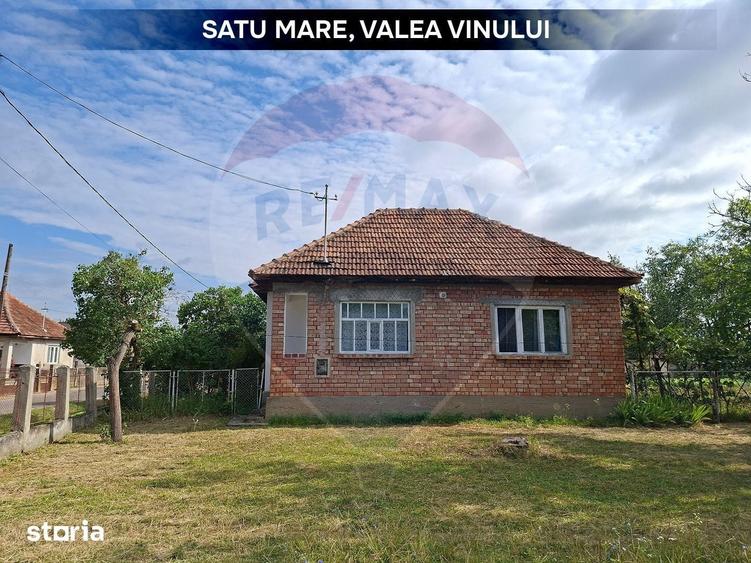 Casă cu 2 camere cu Teren 5447 Mp în Lazuri