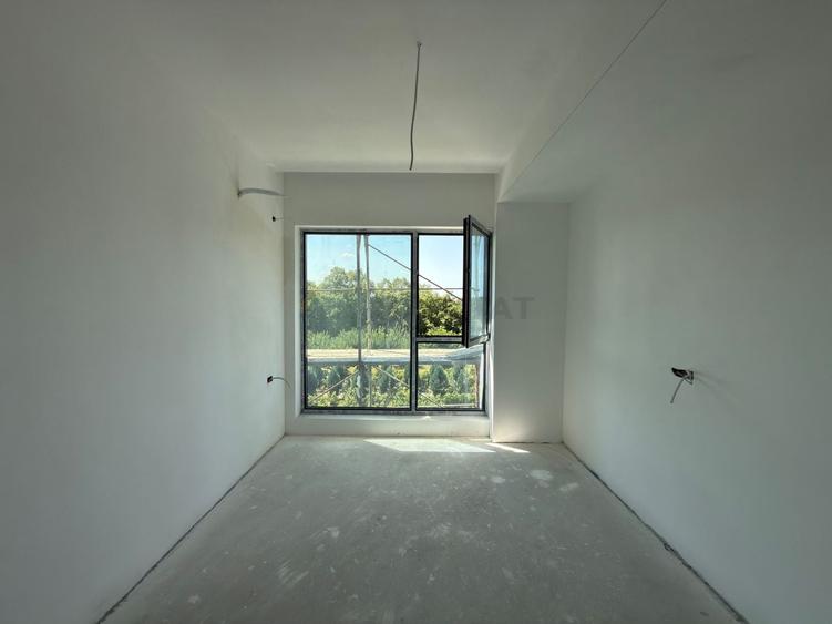 Apartament cu 2 camere decomandat în Tunari