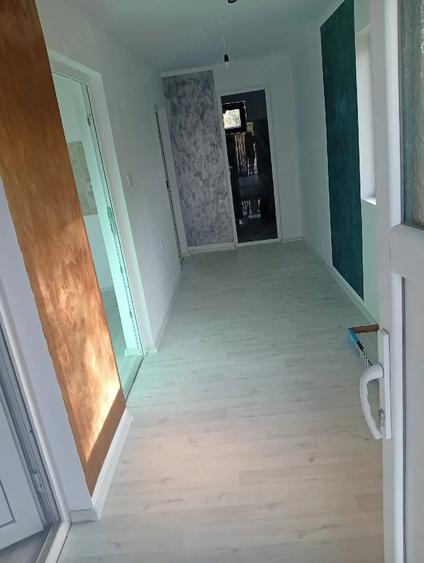 Casă cu Teren 385 Mp în Pecineaga