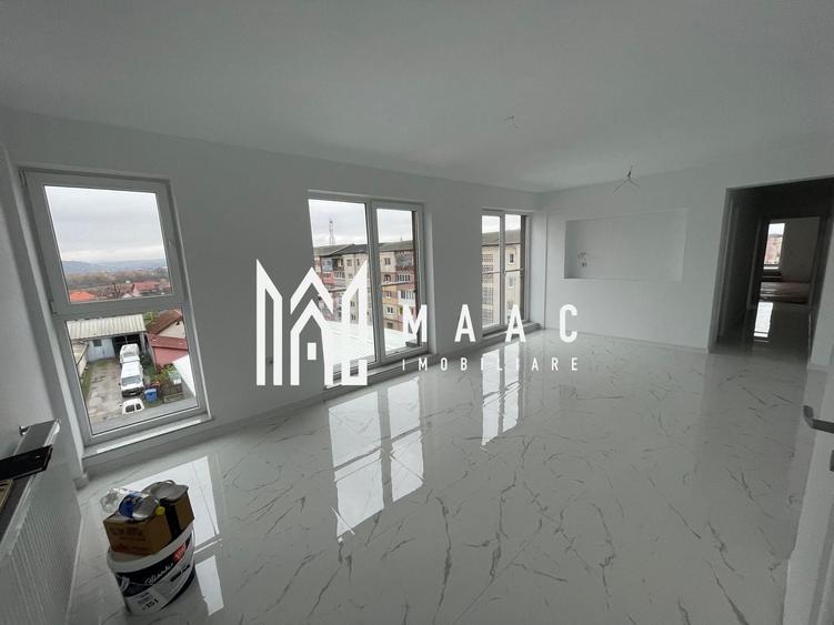 Penthouse cu 4 camere decomandat în Kogălniceanu