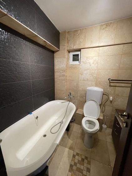 Apartament cu 3 camere decomandat în Ultracentral