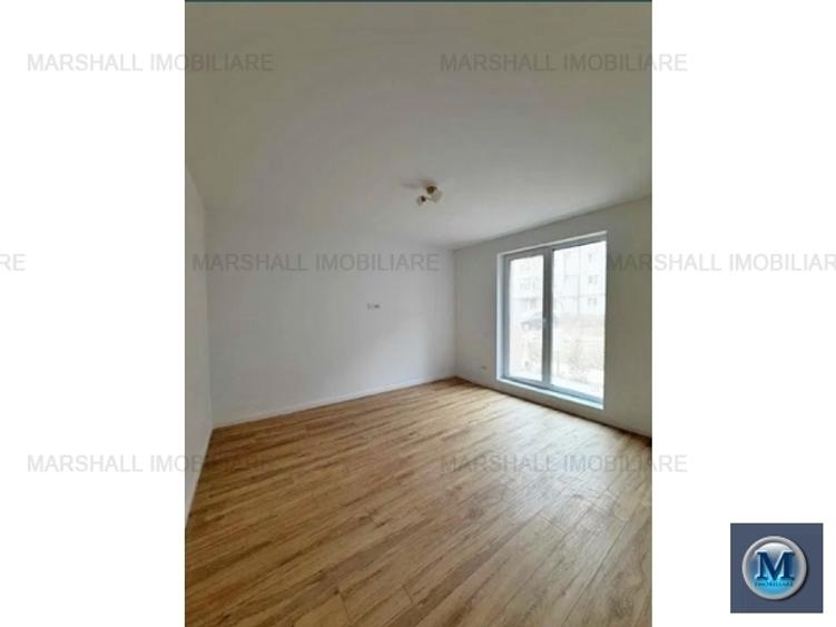 Apartament cu 3 camere decomandat în Enachiță Văcărescu