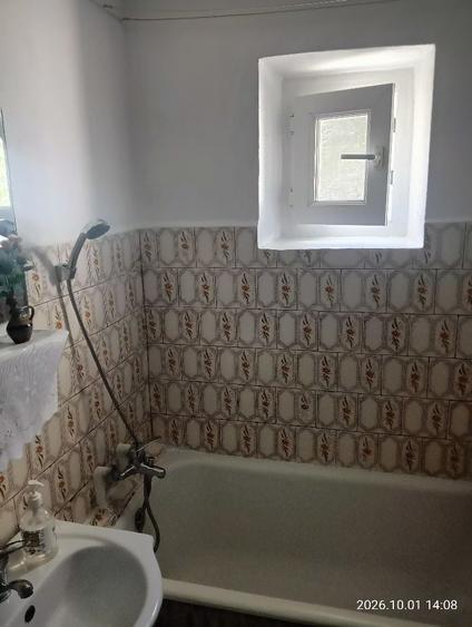 Apartament cu 2 camere decomandat în Nicolina