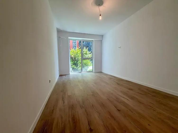 Apartament cu 3 camere decomandat în Theodor Pallady