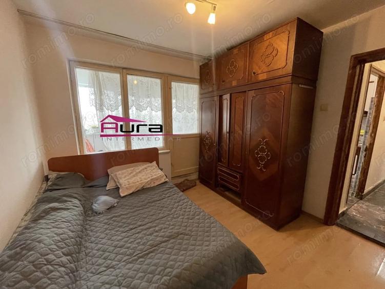 Apartament cu 3 camere decomandat în E3