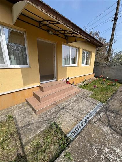 Casă cu 2 camere cu Teren 1090 Mp în Pielești
