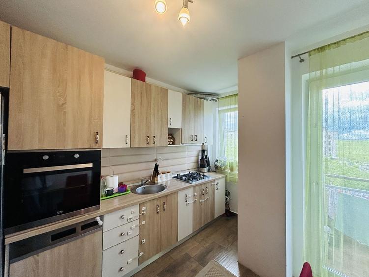 Apartament cu 2 camere decomandat, mobilat în Turnișor