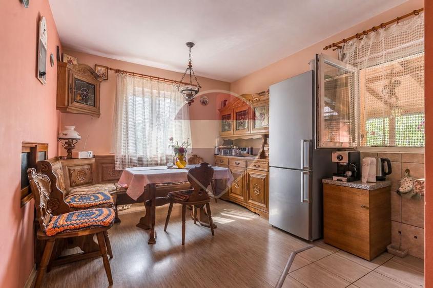 Casă individuală cu 5 camere cu Teren 700 Mp în Galata