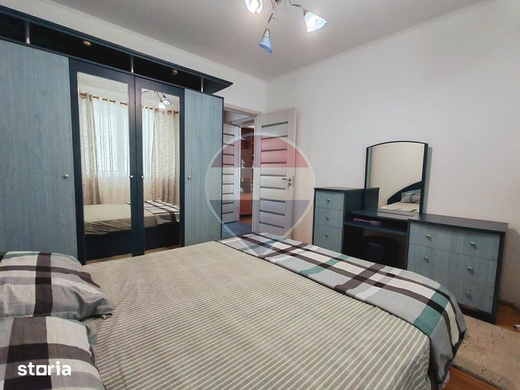 Apartament cu 3 camere în Tomis I