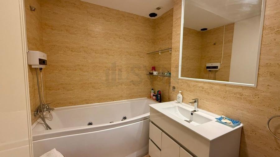 Apartament cu 2 camere decomandat, mobilat în Calea Victoriei