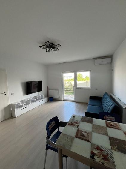 Casă cu 3 camere cu Teren 100 Mp în Central
