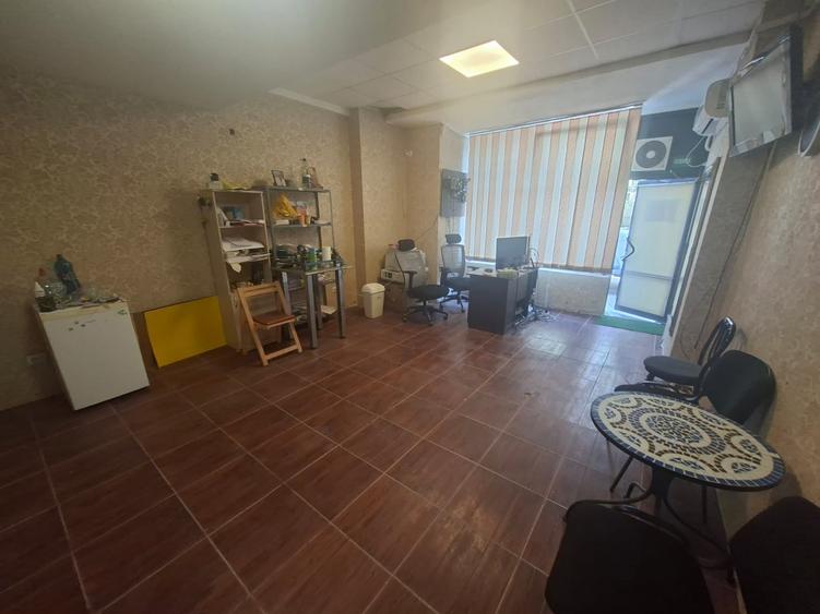 Spațiu comercial, de 33 mp, în Alexandru cel Bun