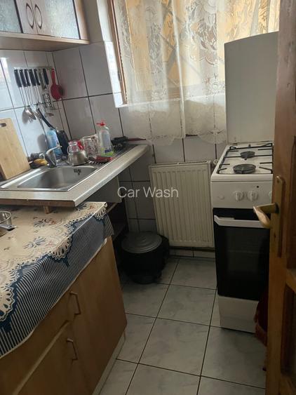inchiriez apartament cu 3 camere shopping city mall