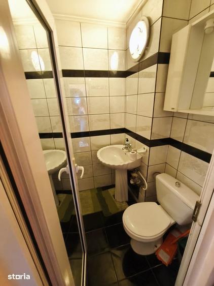 Apartament cu 3 camere în 9 Mai