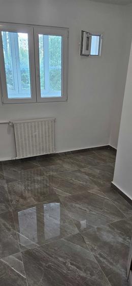 Apartament cu 2 camere decomandat în Basarabia