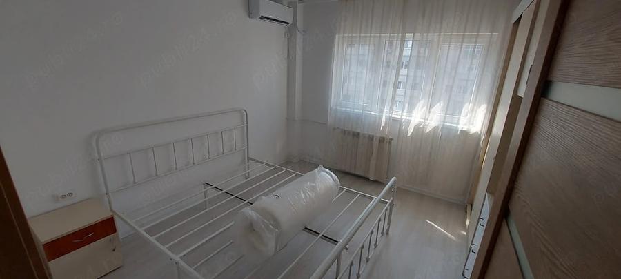 Apartament cu 2 camere decomandat în Basarabia