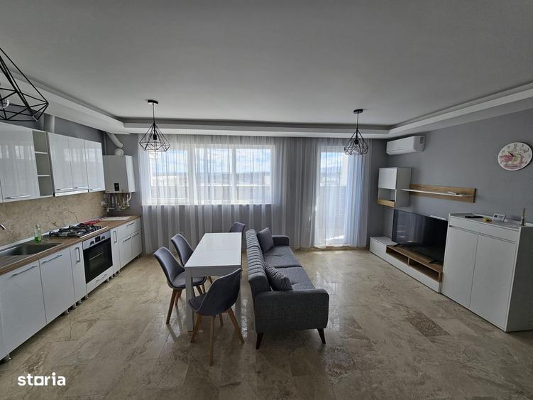 Apartament cu 3 camere decomandat în Central