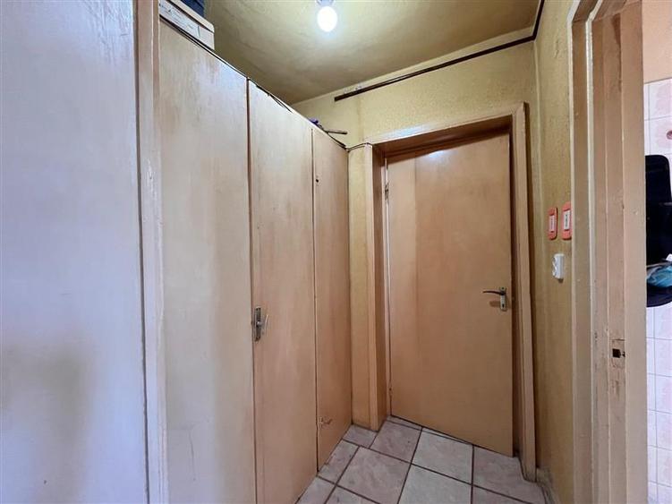 Apartament cu 3 camere nedecomandat în Central