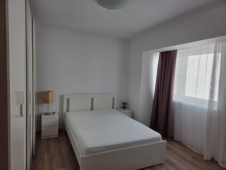 Apartament cu 2 camere decomandat în Titulescu