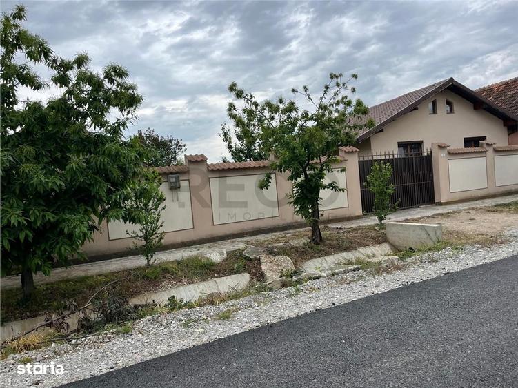 Casă cu 3 camere cu Teren 2350 Mp în Gepiu