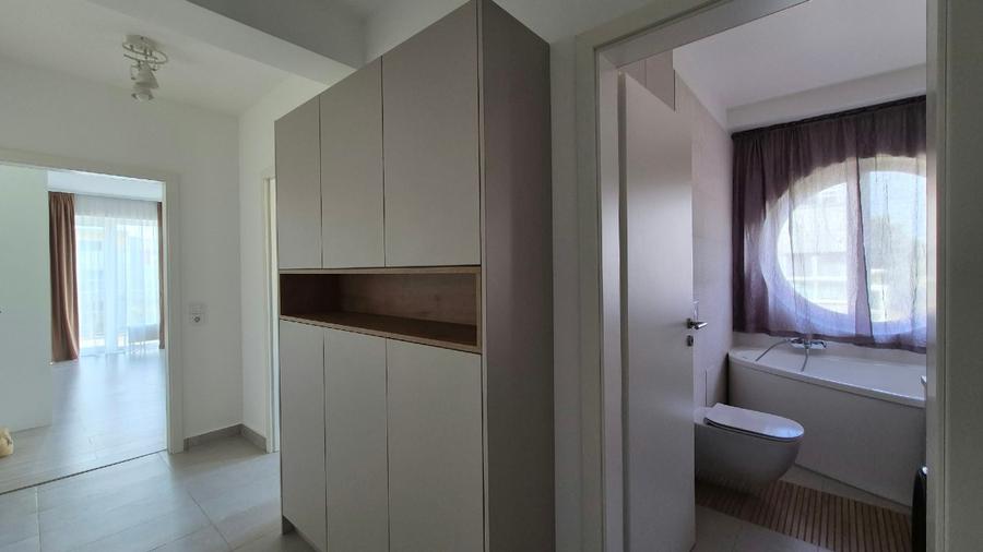 Apartament cu 2 camere decomandat în Avantgarden
