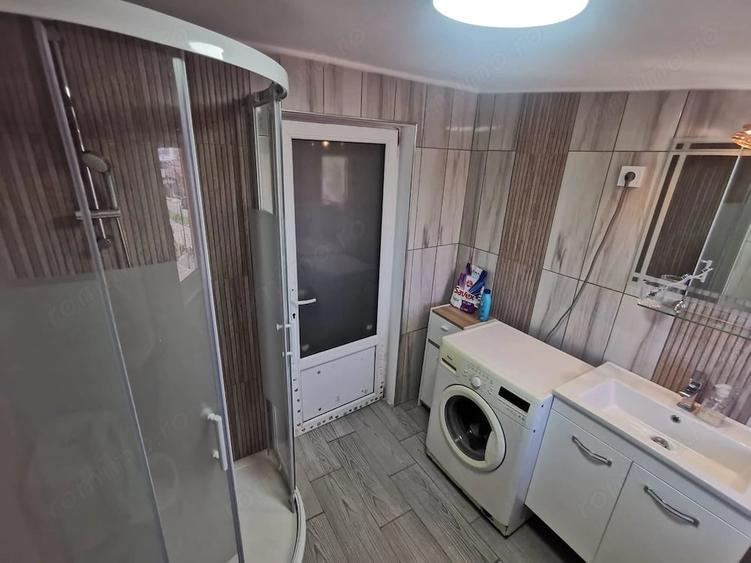 Casă cu 7 camere cu Teren 257 Mp în Sud
