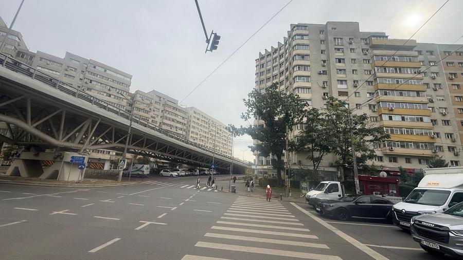 Apartament cu 3 camere decomandat în Doamna Ghica