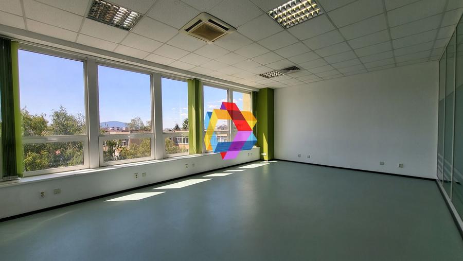 Birou, de 495.79998779297 mp, în Centrul Civic