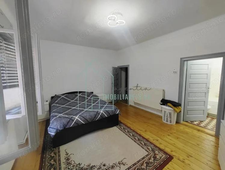 Casă cu 4 camere cu Teren 1201 Mp în Central