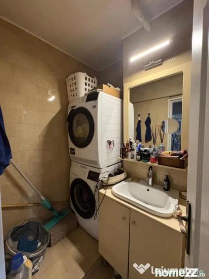 Apartament cu 4 camere decomandat în Traian