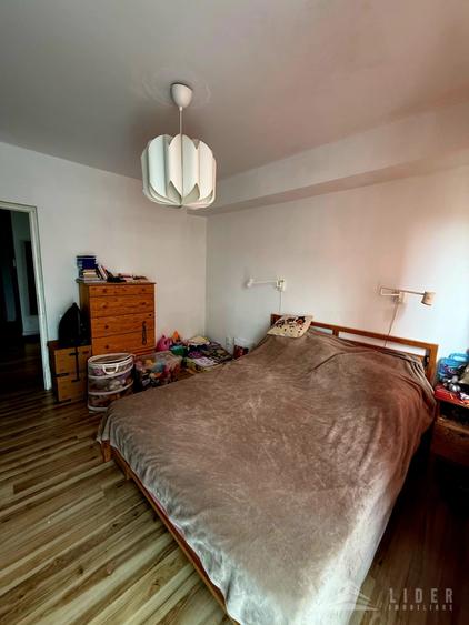 Apartament cu 3 camere semidecomandat, mobilat în Mănăștur