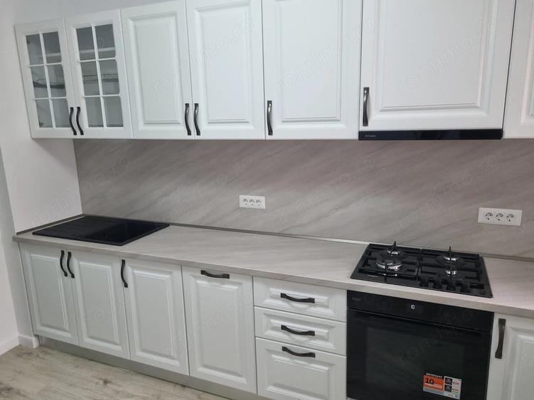 Inchiriez ap 3 camere zona piata moldovei total rebovat - 1