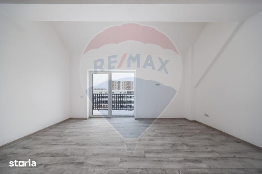 Apartament nou - loc parcare acoperit inclus - 12