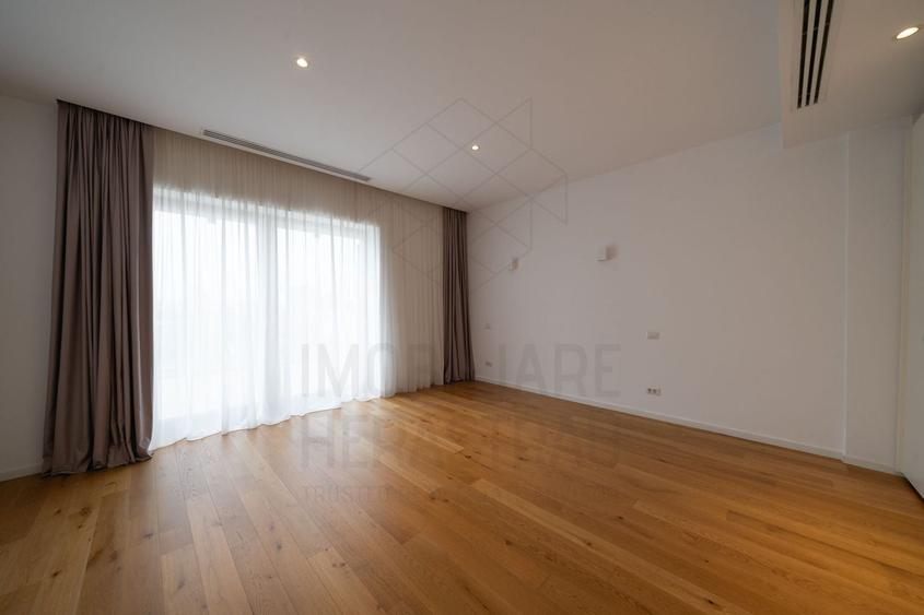Apartament cu 3 camere decomandat în Herăstrău