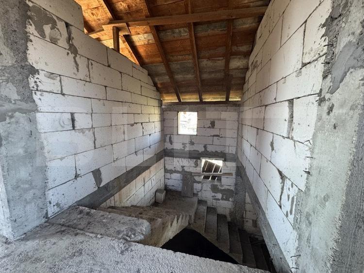 Casă individuală cu 4 camere cu Teren 420 Mp în Cernele